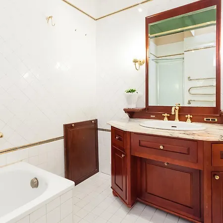 Apartment Piazza Del Popolo Rome
